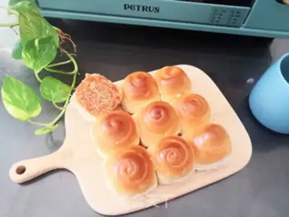 Make ♪ On the bottom of the honey bread ♪ step 17