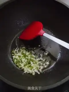 Make Salted yolk noodles step 3