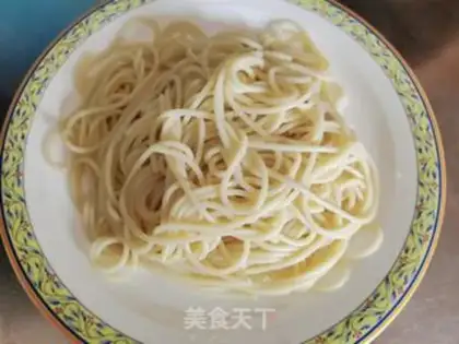Make Tomato sauce pasta step 4