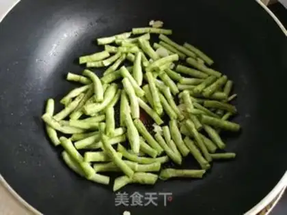 Make Garlic bean horn step 3