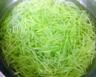 Make Garlic fried rice step 3