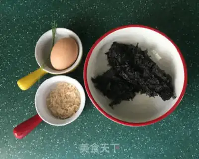 Make Cream shrimp egg soup step 0