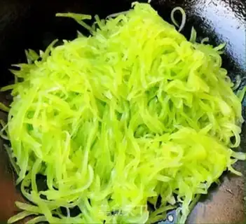 Make Garlic fried rice step 5