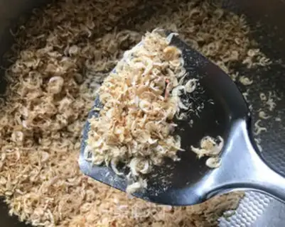 Make Cream shrimp egg soup step 3