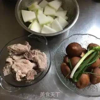 Make A bouquet soup for mushrooms step 0