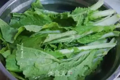 Make Scrambled cabbage step 1