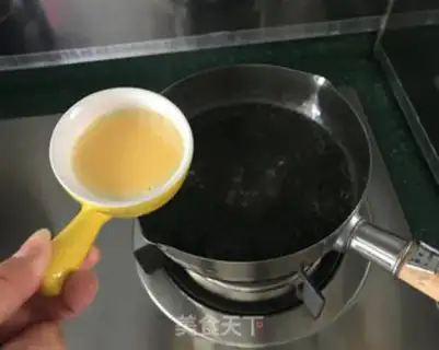 Make Cream shrimp egg soup step 4