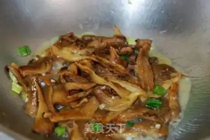 Make Scrambled cabbage step 3