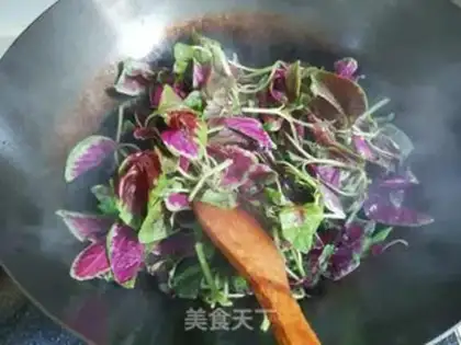Make Garlic pickles step 1