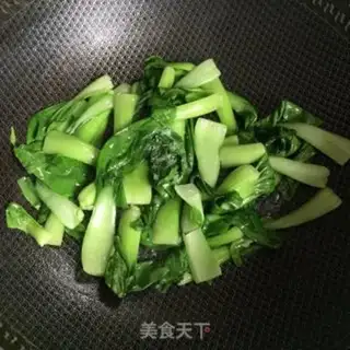Make A green egg noodles step 1