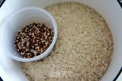 Make Three-coloured quinoa step 0
