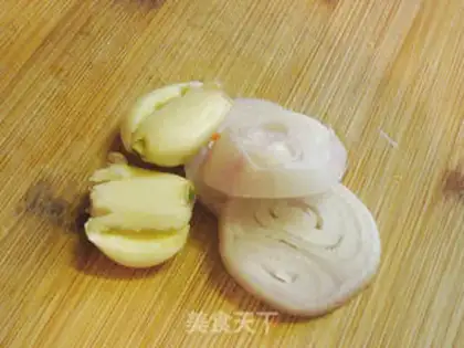 Make Sausage vegetables for pastry step 3