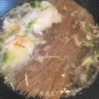 Make Onions, egg noodles step 2