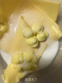 Make Rock-burned cheese cream cake step 1