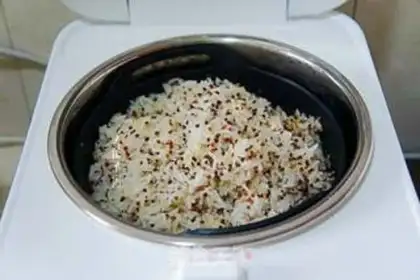 Make Three-coloured quinoa step 5