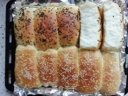 Make Chinese cucumber bread step 9