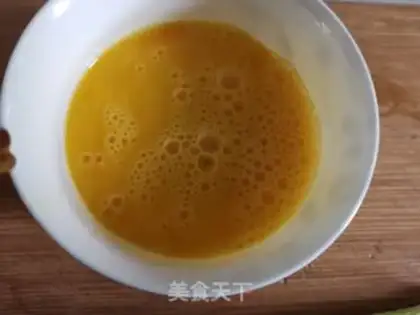 Make Onion fried eggs step 3