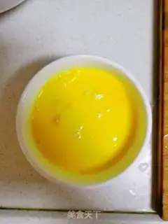 Make Tomato fried eggs step 4