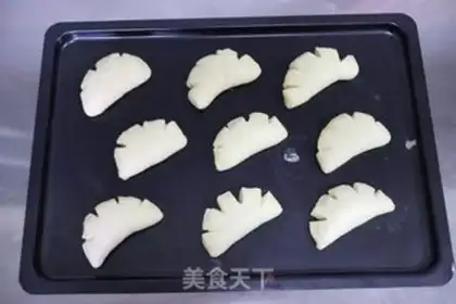 Make Polish meat pine bread step 13