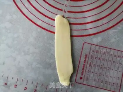 Make Rose loaf step 9