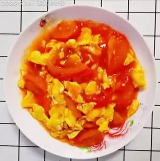Make Tomato fried eggs step 10