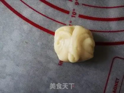 Make Rose loaf step 11