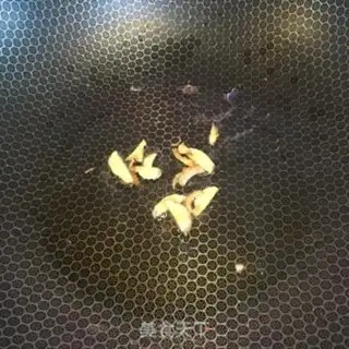 Make Chicken chest fried onions step 2