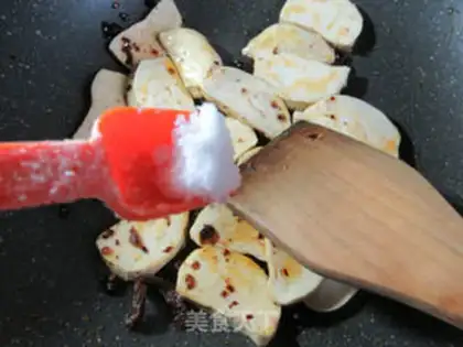 Make Beef sauce and chicken step 4