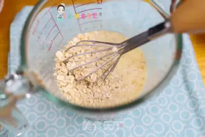 Make Egg oatmeal roasted banana cheese step 2