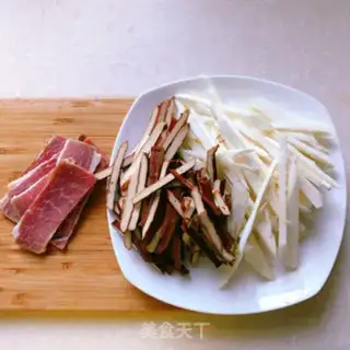 Make The ham is white step 0