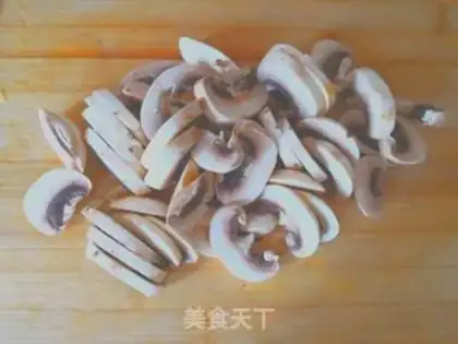 Make Spade mushrooms step 2