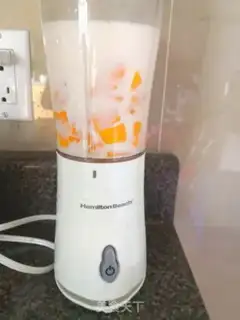 Make Mango cheesecake step 1