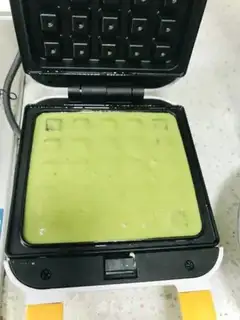 Make Tea waffles step 6