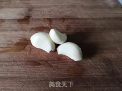 Make Garlic pickles step 1