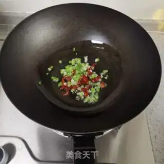 Make Scrambled eggs step 3