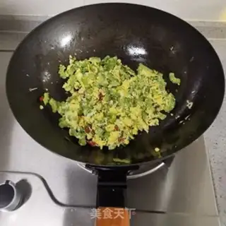 Make Scrambled eggs step 6