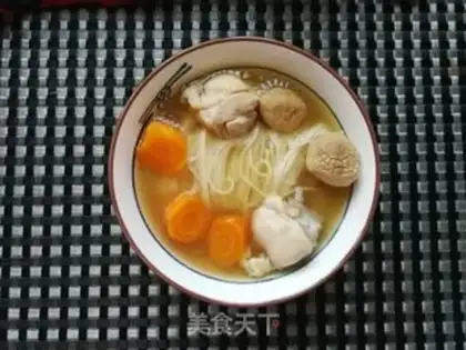 Make Carrot, chicken leg noodles step 6