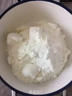 Make Pineapple pie step 2