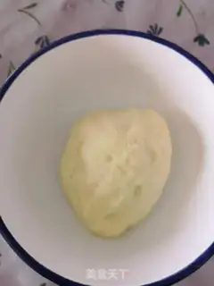 Make Pineapple pie step 3