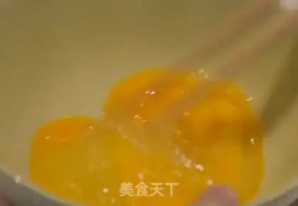 Make Egg toast step 1