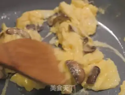 Make Egg toast step 3