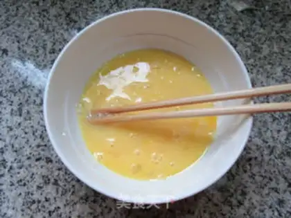 Make Cream pepper eggs fried white step 1