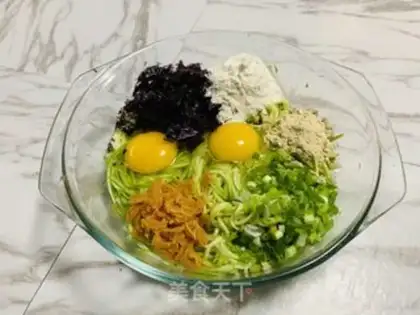 Make The eggs are falling apart step 2