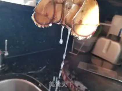 Make Garlic cheese lobster step 2