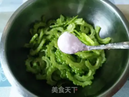 Make A cold, bitter melon step 1