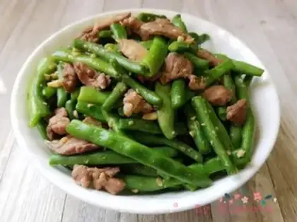 Make Meatloaf and four season beans step 7
