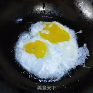 Make Scrambled eggs step 4