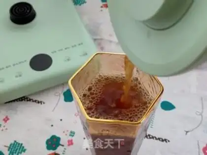 Make Old ginger and black rose tea step 6