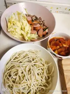 Make Ham sausage noodles step 0