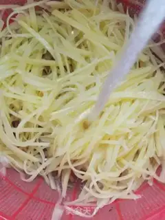 Make Frozen potatoes step 4
